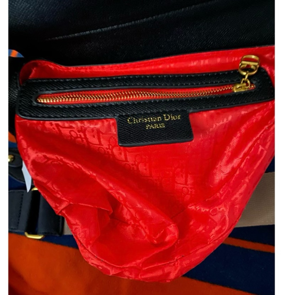 CHRISTIAN DIOR PURSE!!!